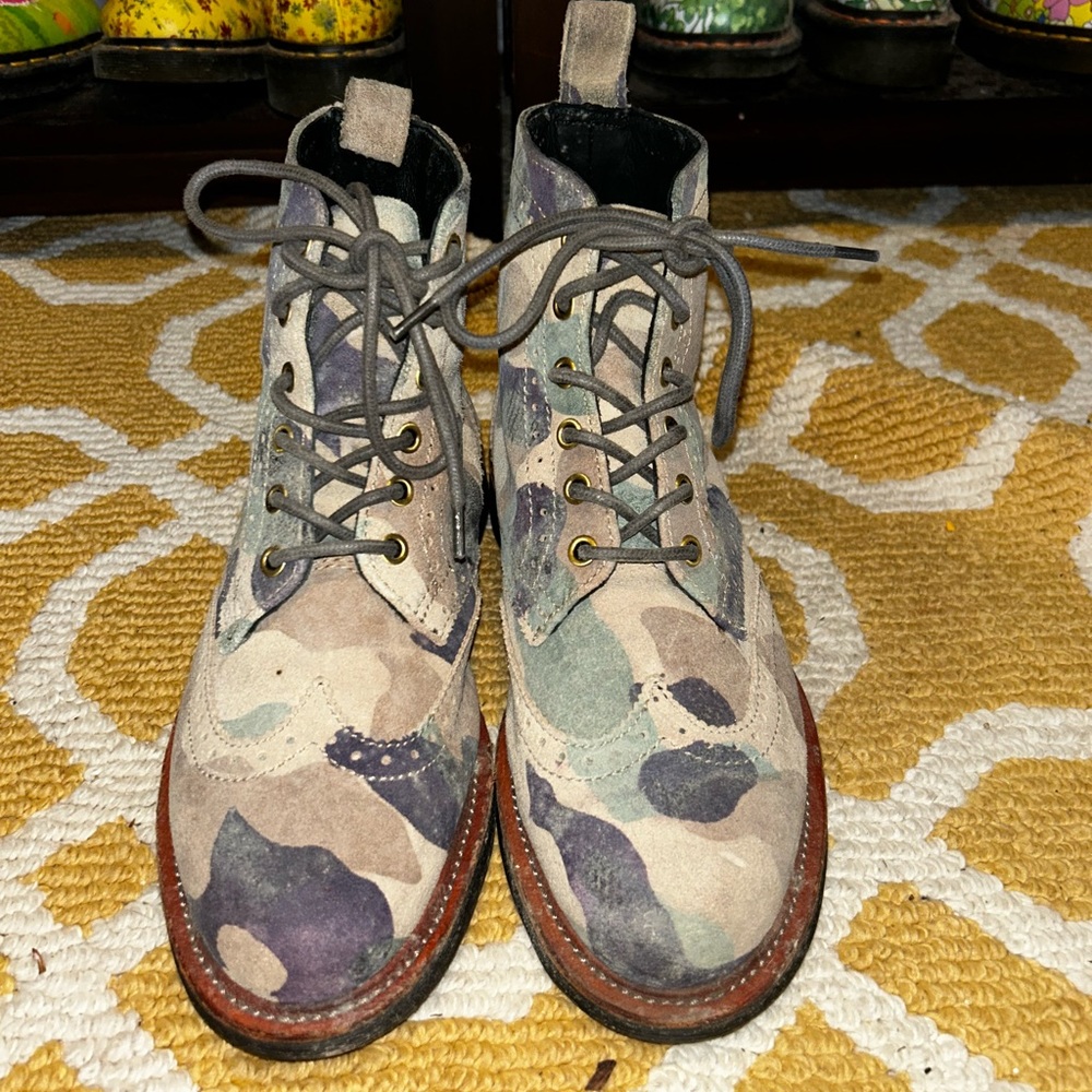 Dr. Martens Bowery